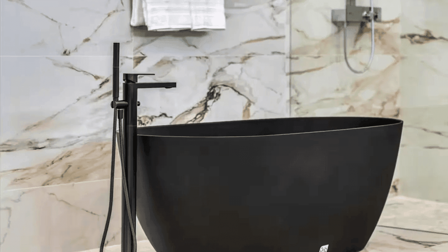 2 Luxury Villas • Pickleball Court, Pool, Putting Green | Bravo | Photo 21