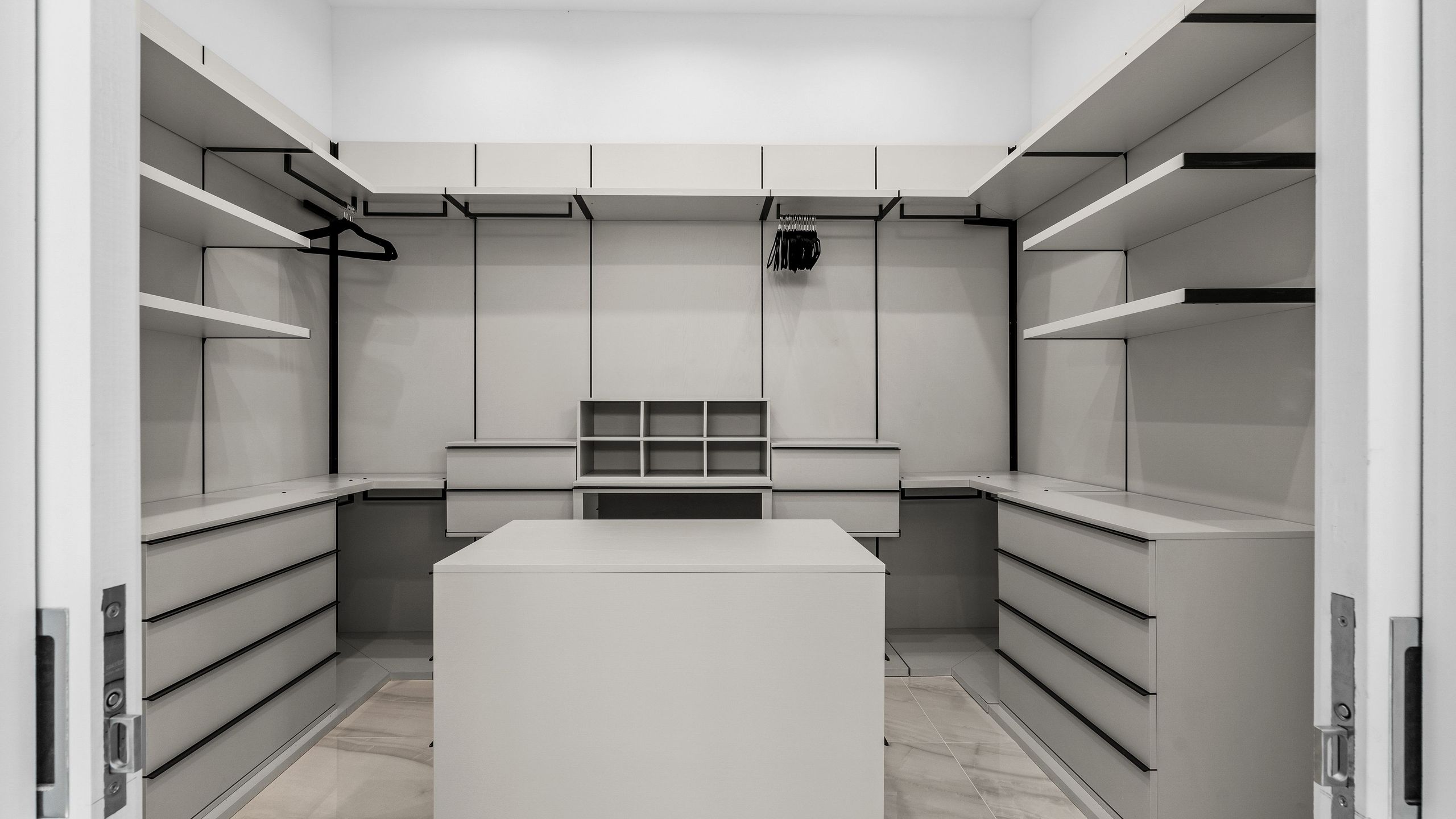 2 Luxury Villas • Pickleball Court, Pool, Putting Green | Bravo | Photo 66