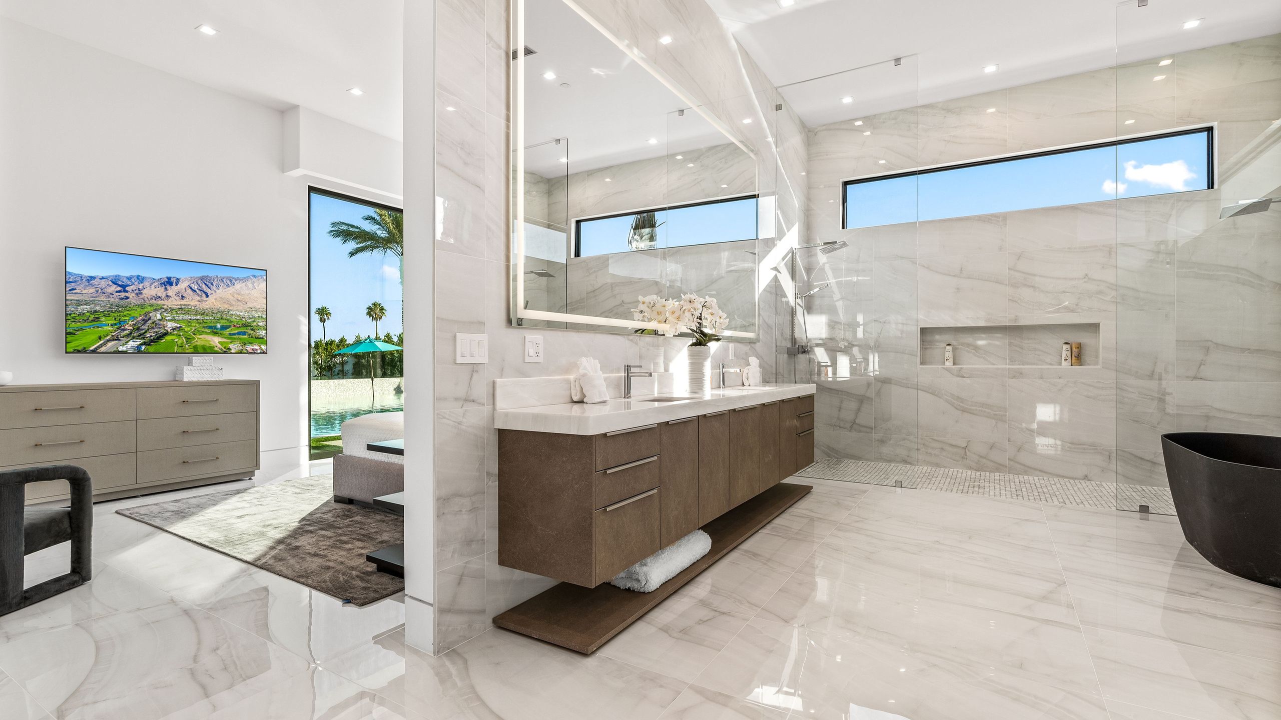 2 Luxury Villas • Pickleball Court, Pool, Putting Green | Bravo | Photo 63