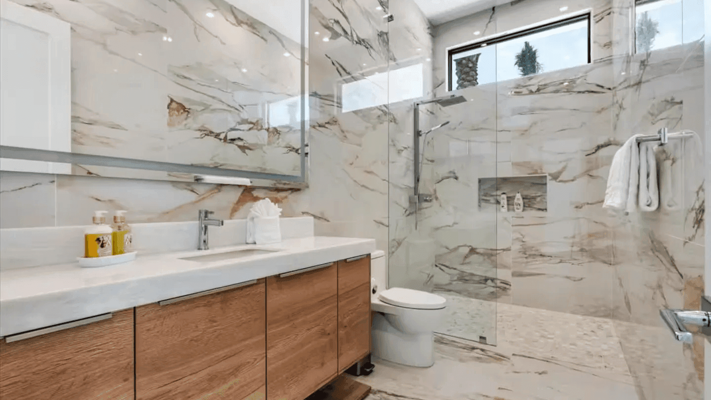 2 Luxury Villas • Pickleball Court, Pool, Putting Green | Bravo | Photo 28