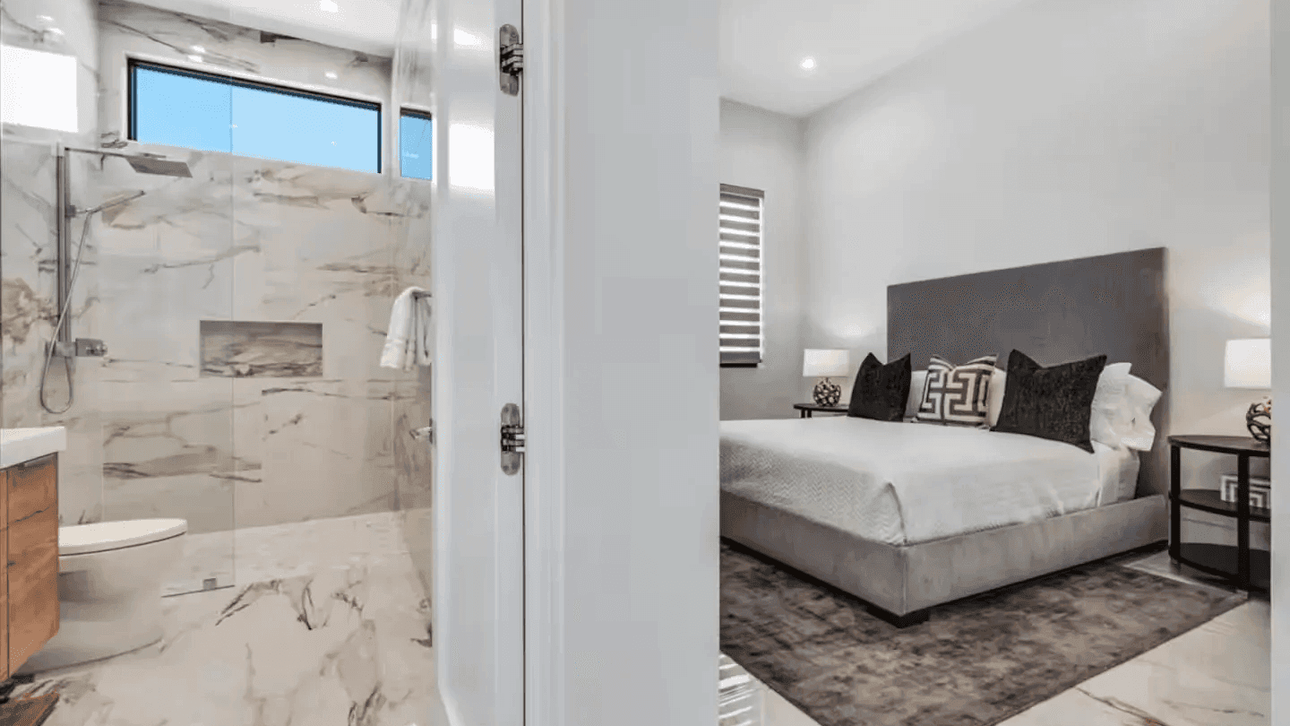 2 Luxury Villas • Pickleball Court, Pool, Putting Green | Bravo | Photo 33