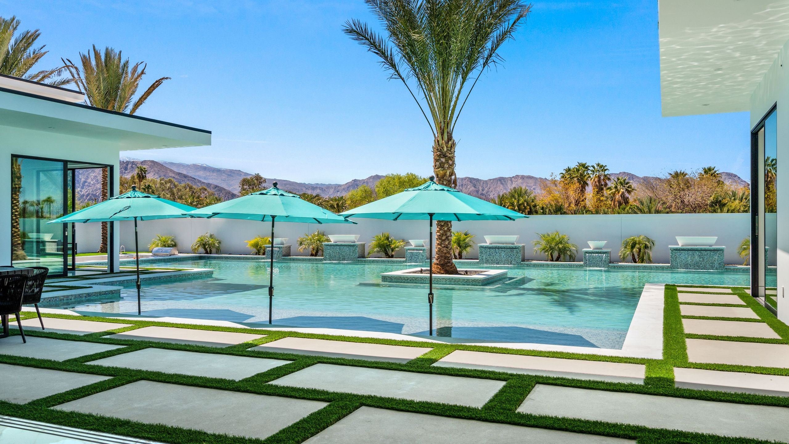 Pool, Hot Tub & Putting Green | Minutes from Dining & Golf | Bravo Villa #13 | Photo 51