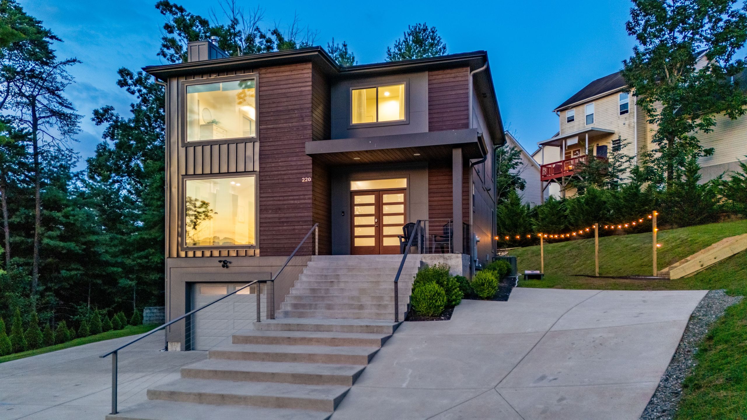 Hot Tub, Fire Pit, Mountain Views, 10min To Avl | Modern Escape By Avanstay - Asheville, NC