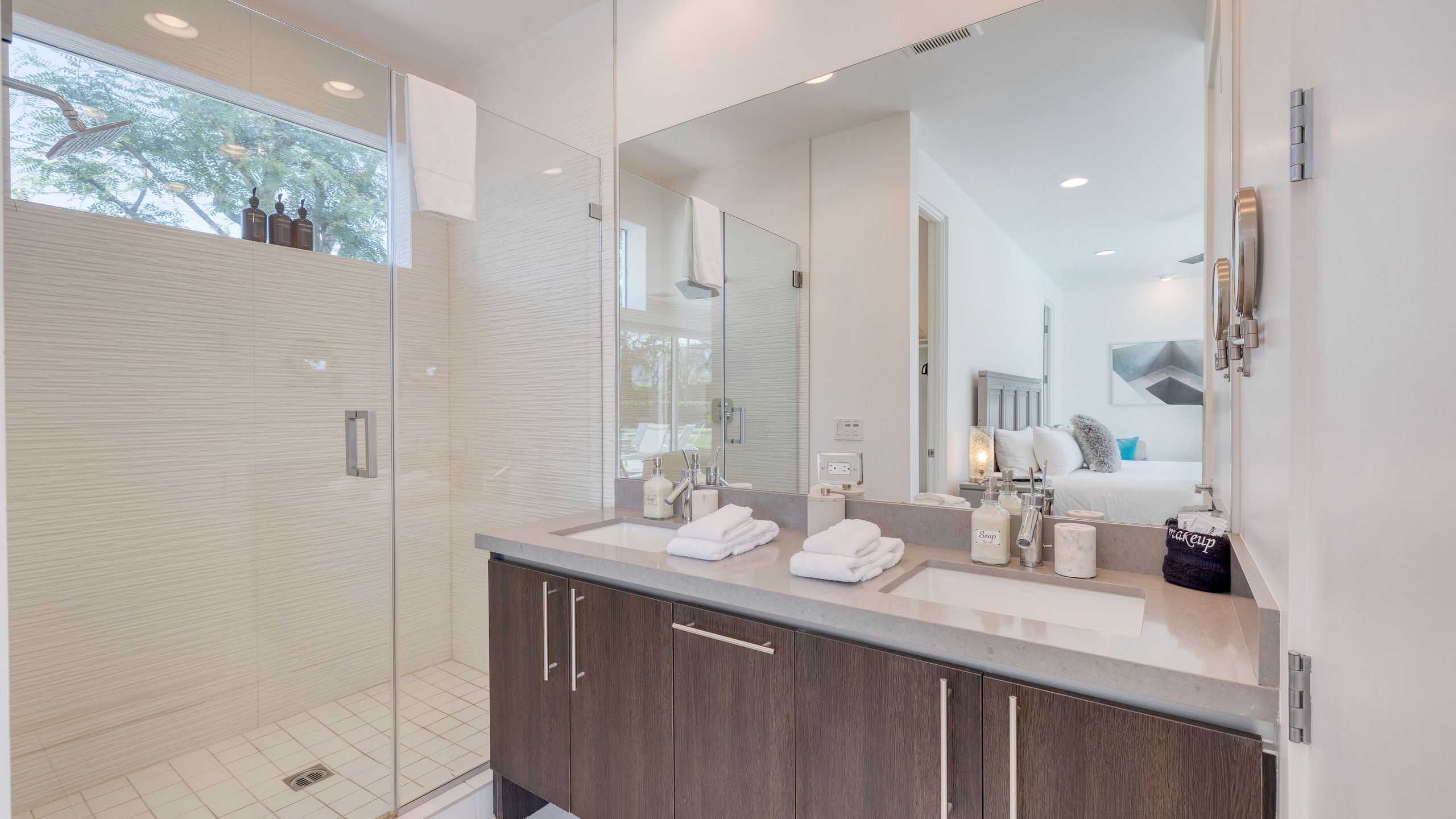 Polo Villa Halo | Pickleball, Putting Green | Sleeps 28 | Photo 16