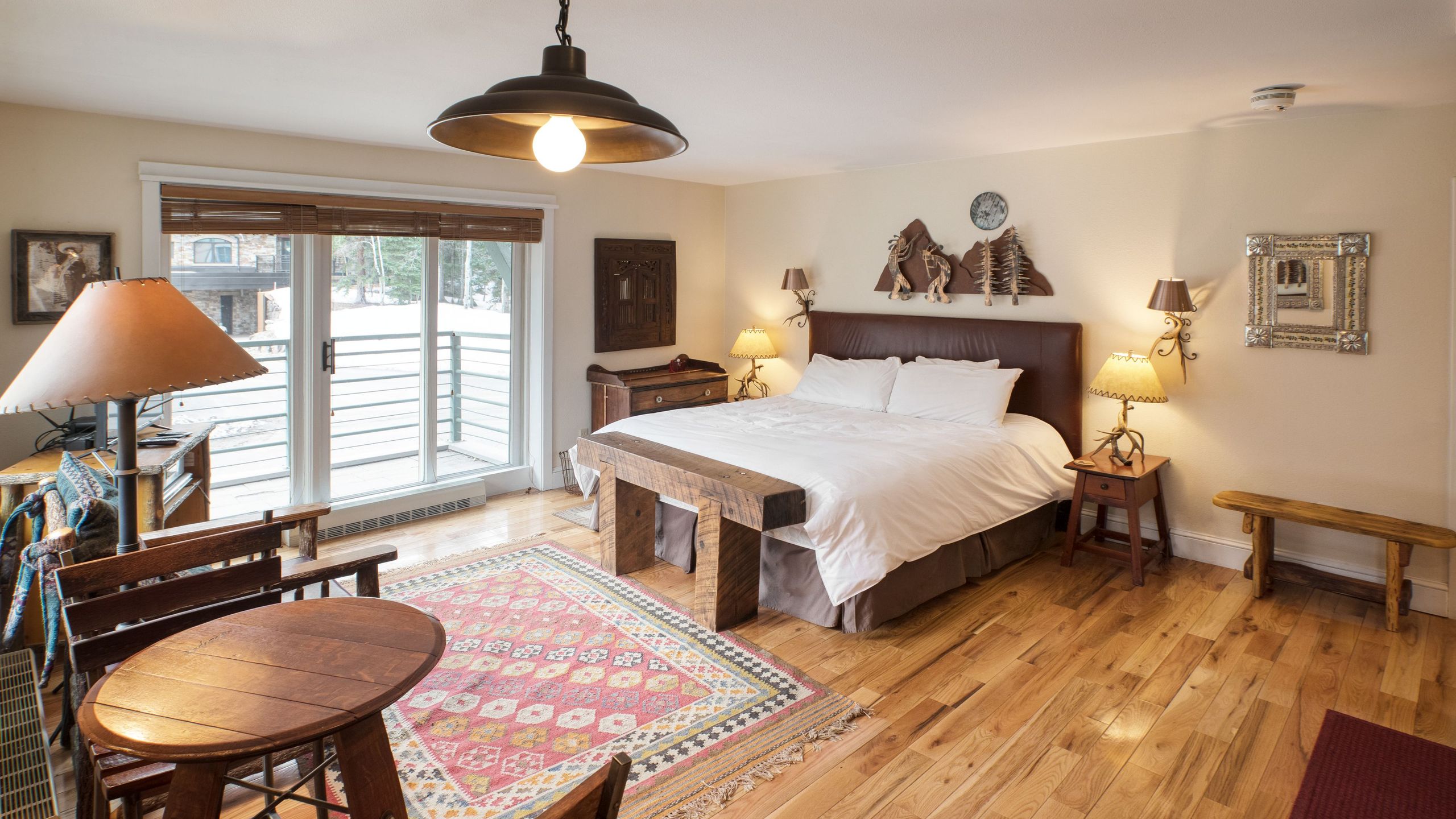 Ski In Ski Out Access And Cozy Balcony - Charming Mountain Retreat - Telluride