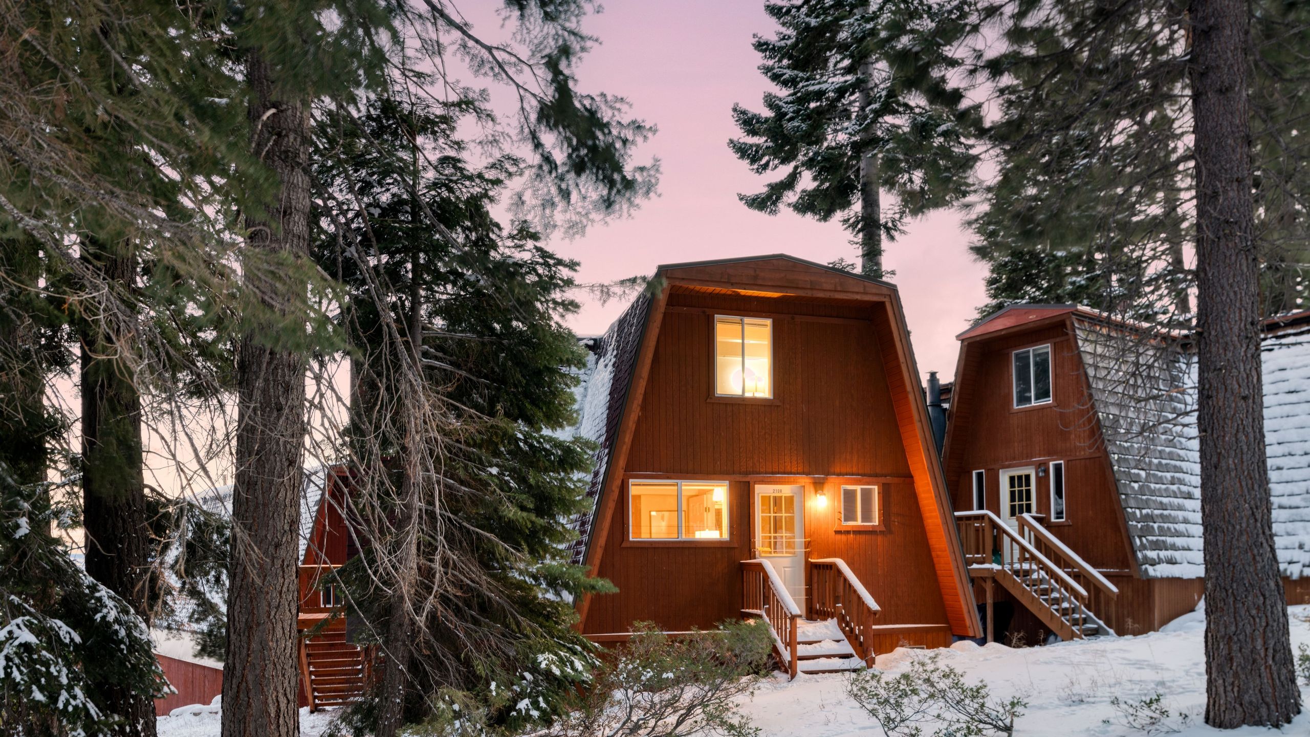 Charming A-frame Cabins With Mountain Views - Delightful Retreat - 타호 호