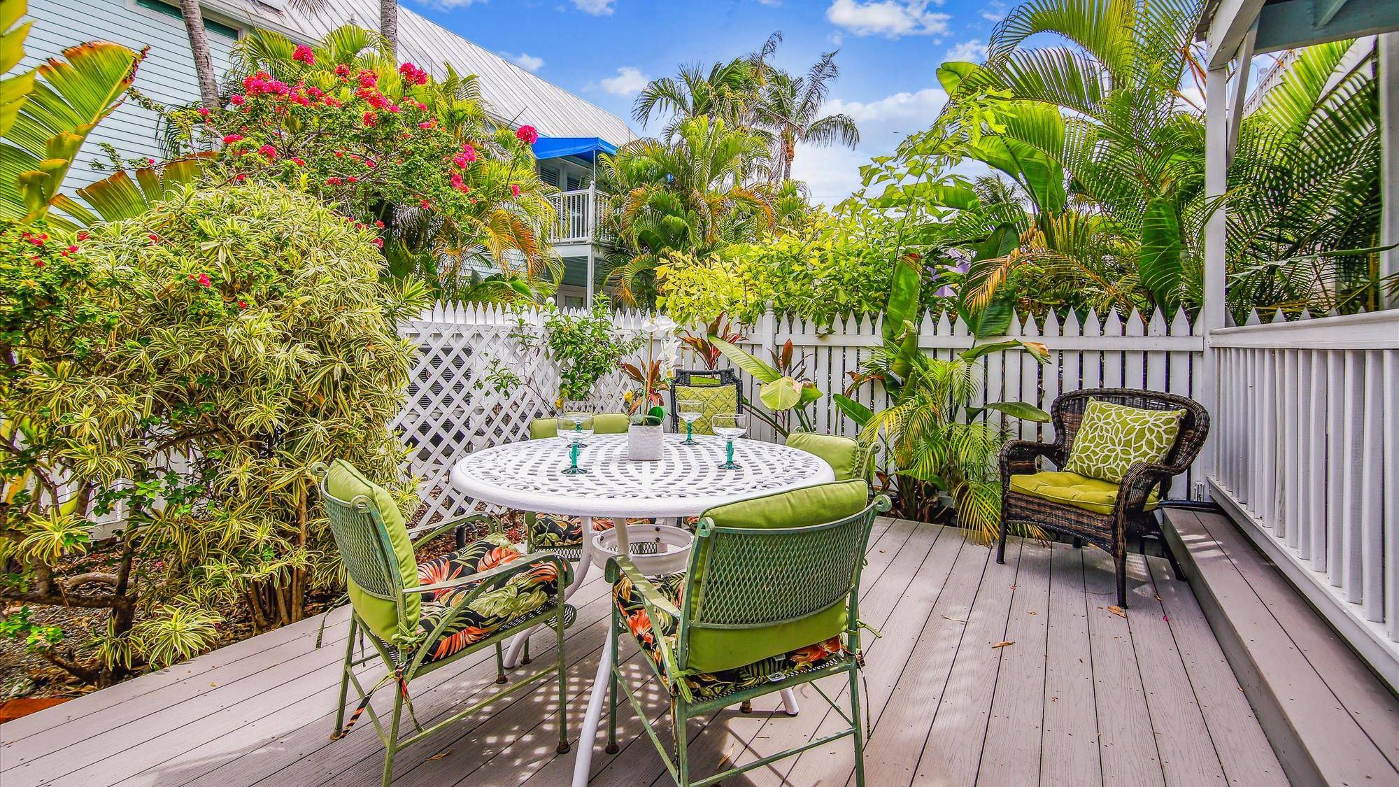 Charming Gated Retreat With Shared Pool - Cozy Key West Escape - United States