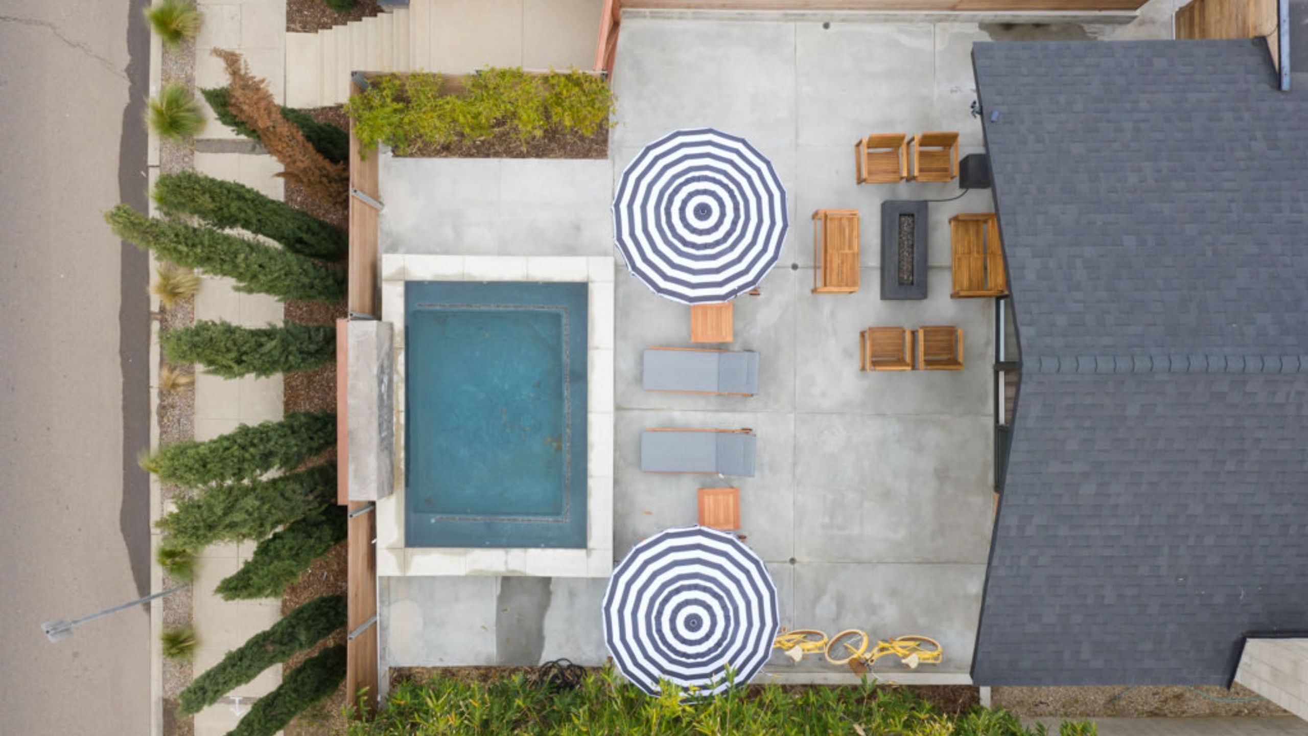 3 Blocks to Beach, Private Pool, Rooftop Patio | Hamilton I & II | Photo 4