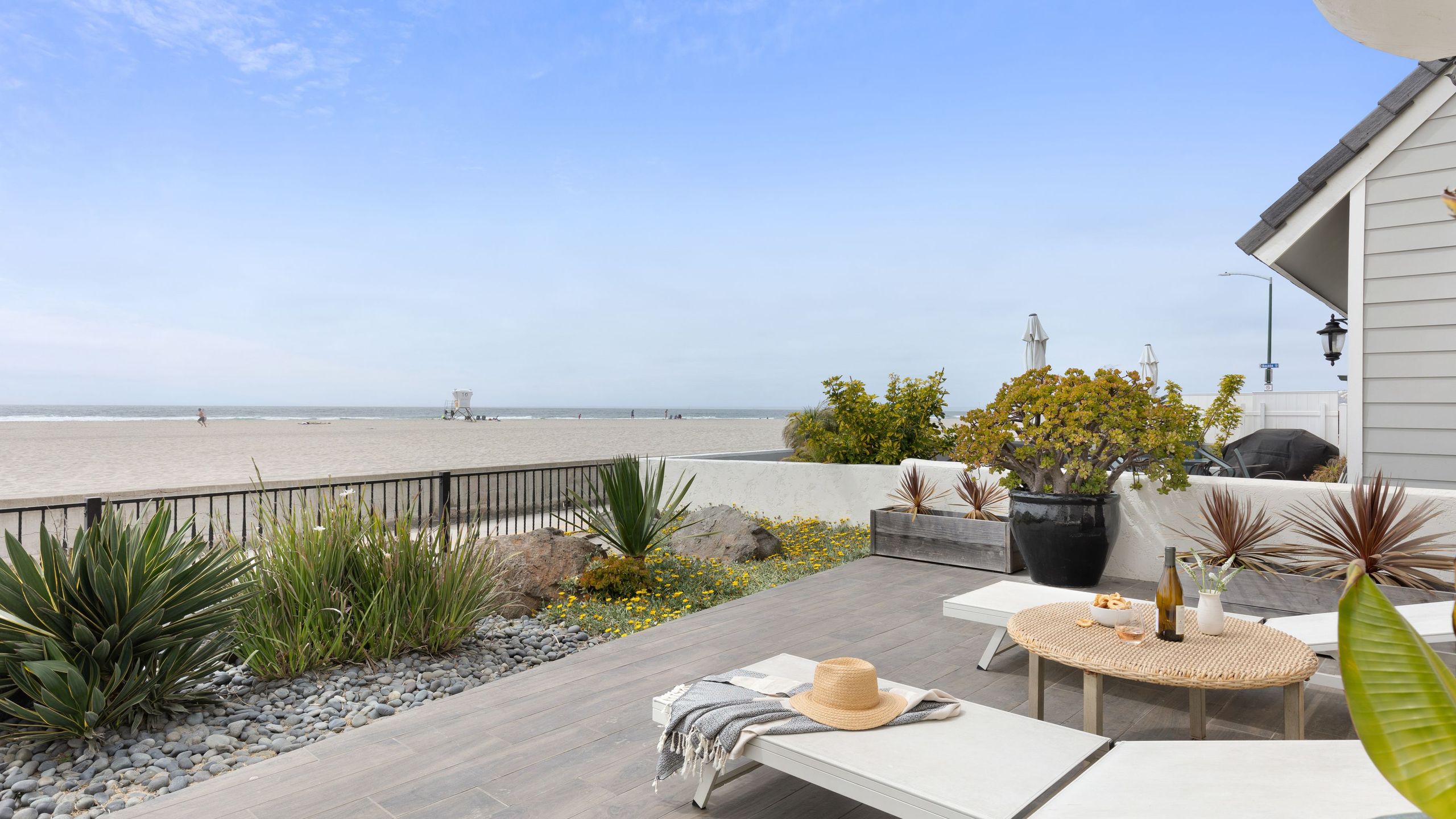 Shoreline | Spectacular Beachfront Home w/ Fire Pit, Spa & Pool Table | Photo 4