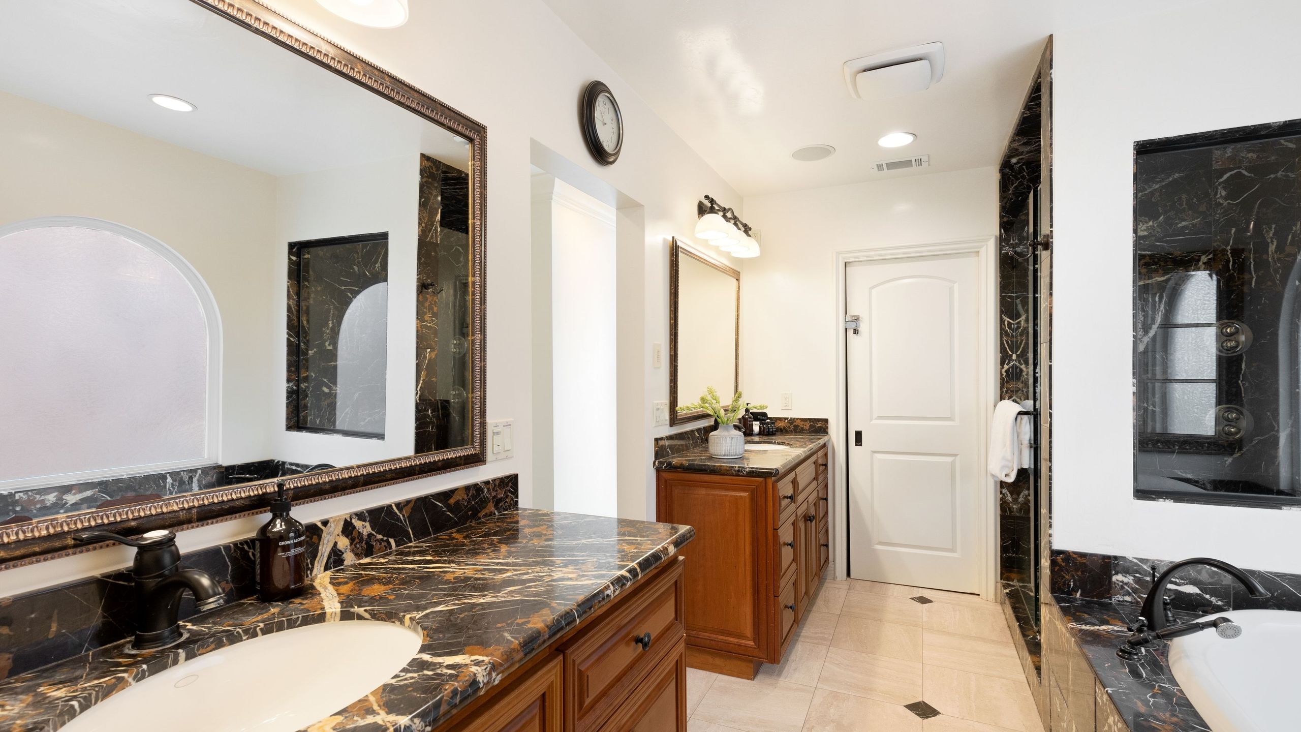 Shoreline | Spectacular Beachfront Home w/ Fire Pit, Spa & Pool Table | Photo 27