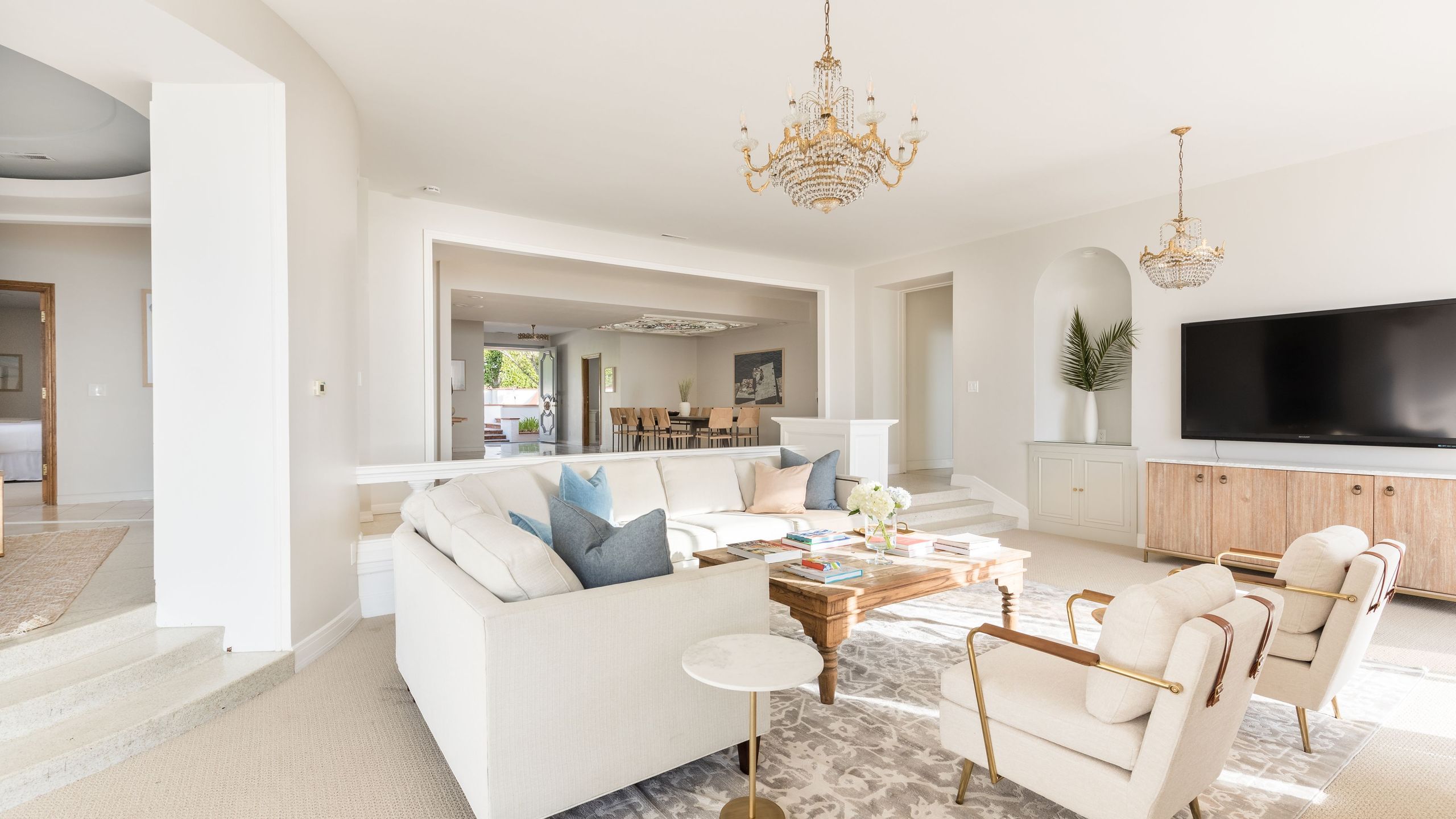 Stunning Estate w/ Ocean View, Pool, Spa, Bocce • Sleeps 20 | Vista | Photo 8