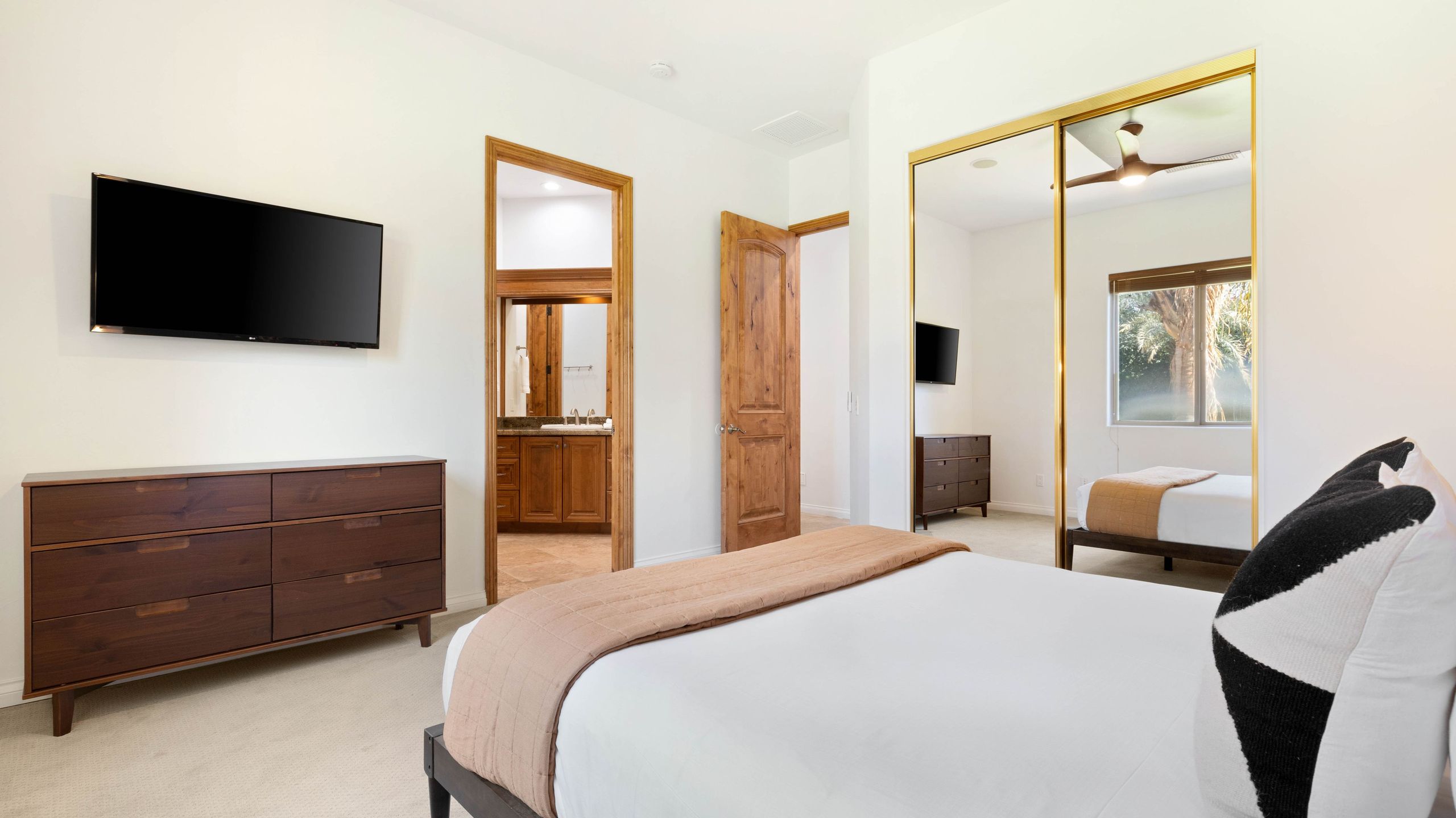 The Date Palm Estate | Luxurious Private Retreat! | Photo 42